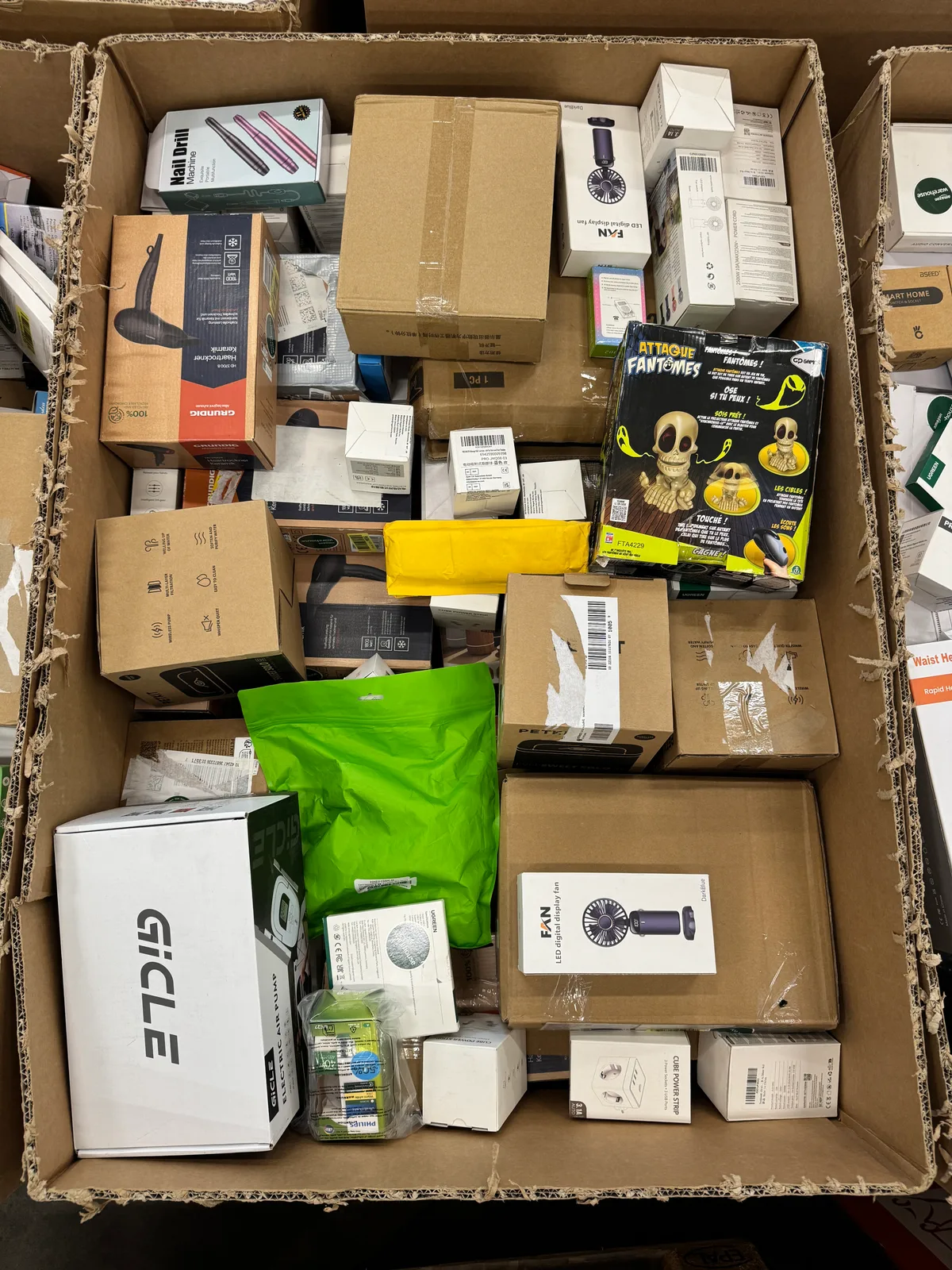 Amazon paleta 55 — mix zboží, 115 kg